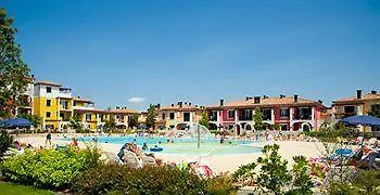 Villaggio Sant'andrea كاوْرلي