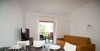 شقة فندقية Villaggio Sant'andrea كاوْرلي