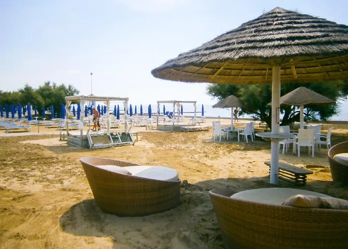 Villaggio Sant'andrea 4* קאורלה