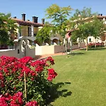 Apart Otel Villaggio Sant'andrea 4*