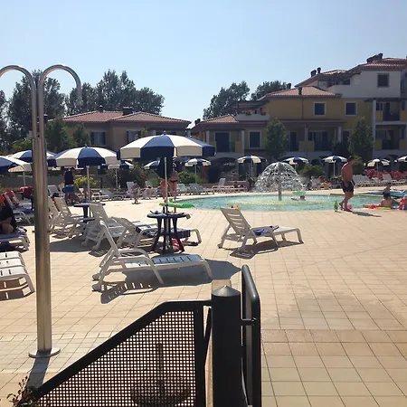 Apartmanhotel Villaggio Sant'andrea 4*