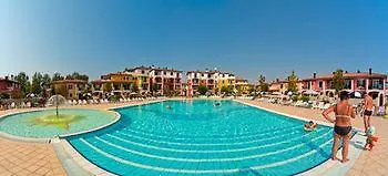 Апарт-отель Villaggio Sant'andrea Каорле
