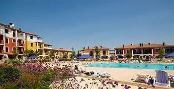 Villaggio Sant'andrea カオルレ
