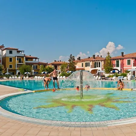 Апарт-отель Villaggio Sant'andrea Каорле